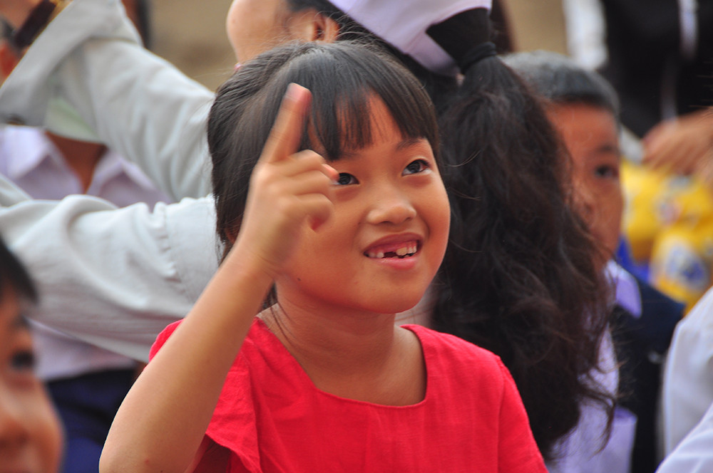 'Chuyến xe ước mơ' mang yêu thương đến với học sinh vùng sâu ảnh 7