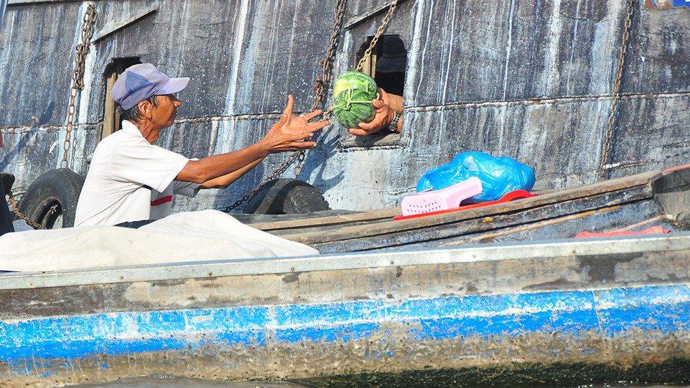 Chợ nổi Cái Răng nhộn nhịp sau giãn cách xã hội ảnh 17