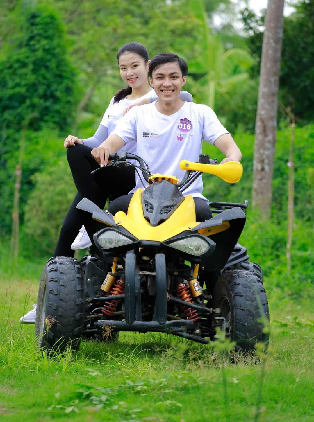 Nữ sinh ĐH FPT Cần Thơ - Đoá hướng dương rực rỡ hướng về mặt trời ảnh 4