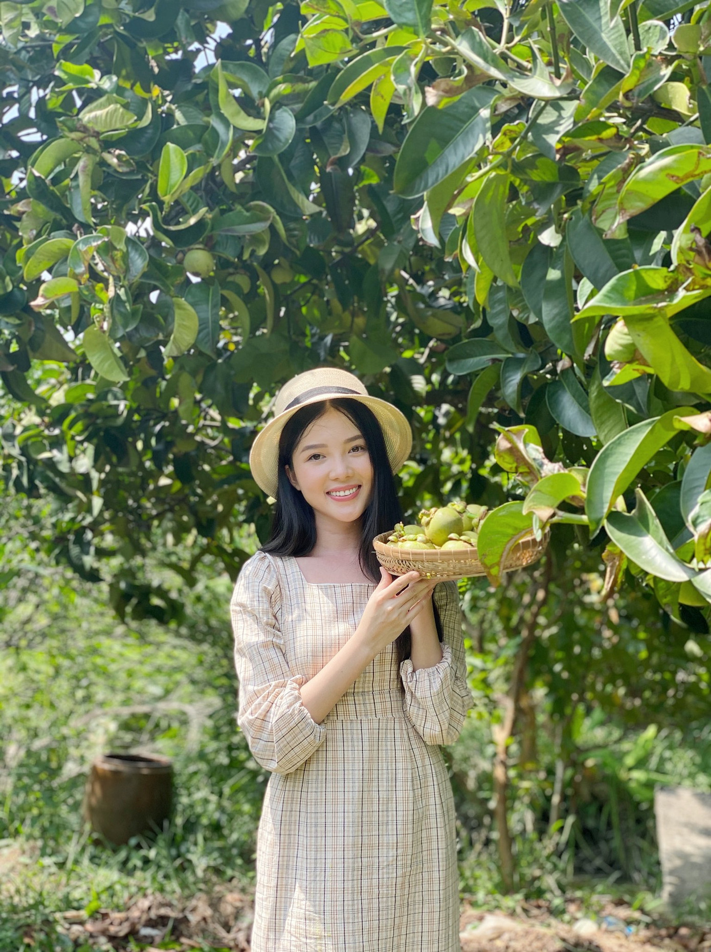 Hoa khôi Huỳnh Thúy Vi khơi dậy niềm đam mê nấu ăn trong mùa dịch COVID-19 ảnh 6