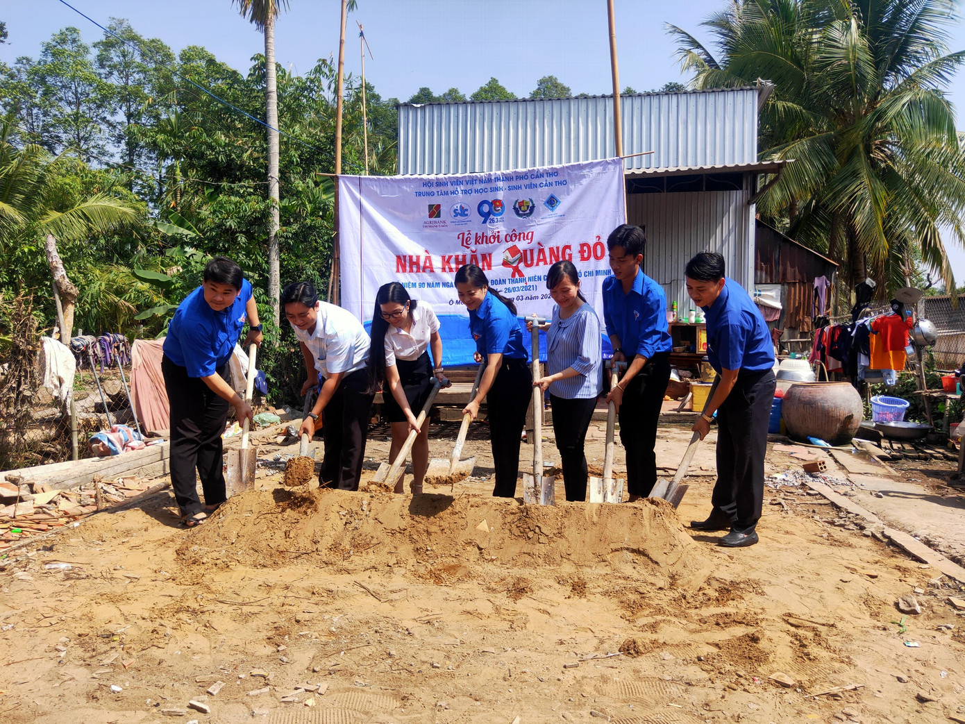 Hớt tóc miễn phí cho trẻ em khó khăn tại Cần Thơ ảnh 7