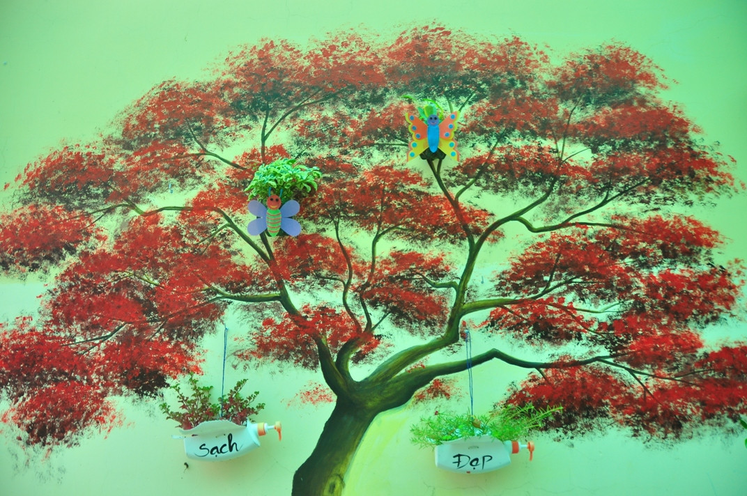 Biến bức tường cũ thành bức tranh đầy màu sắc giữa mùa dịch COVID - 19 ảnh 3