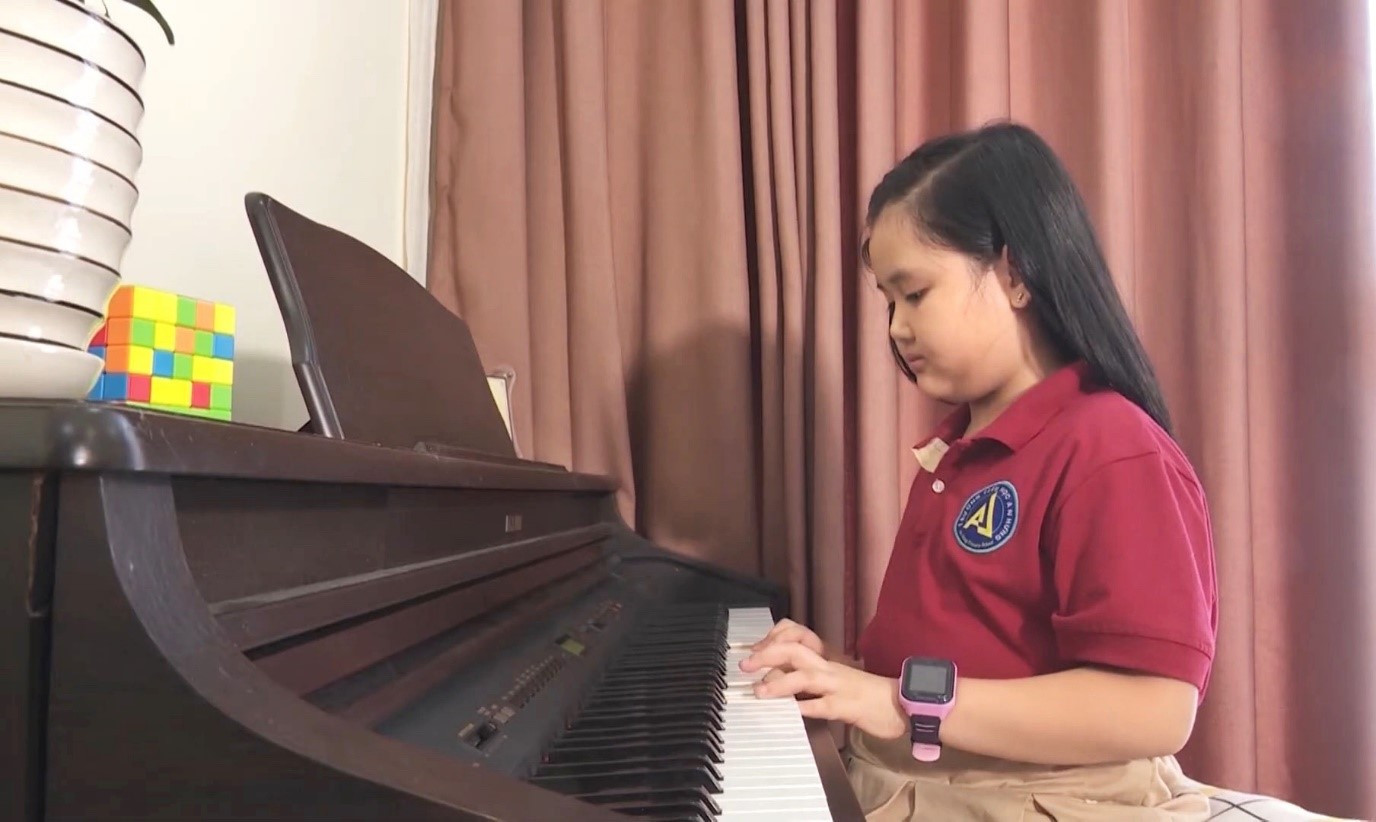 Đồng hồ thông minh 4G - Trang bị tốt nhất dành cho trẻ nhỏ ảnh 2