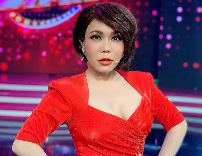 Việt Hương chia sẻ cuộc sống gia đình sau khi chồng về Việt Nam ở hẳn sau 26 năm ảnh 1