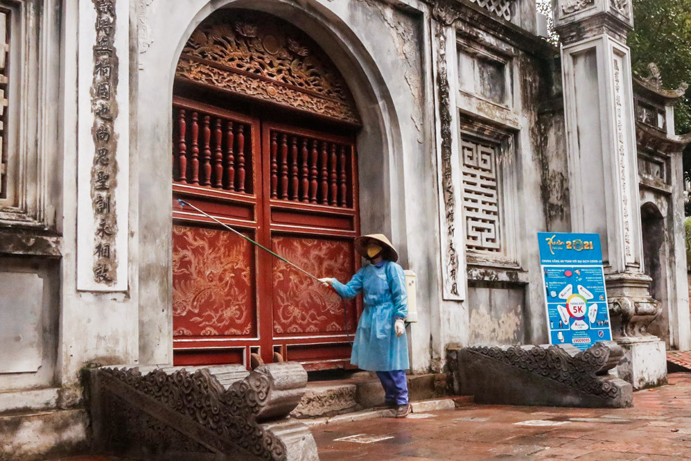 Di tích, đền chùa Hà Nội sẵn sàng mở cửa trở lại đón khách du xuân muộn ảnh 2