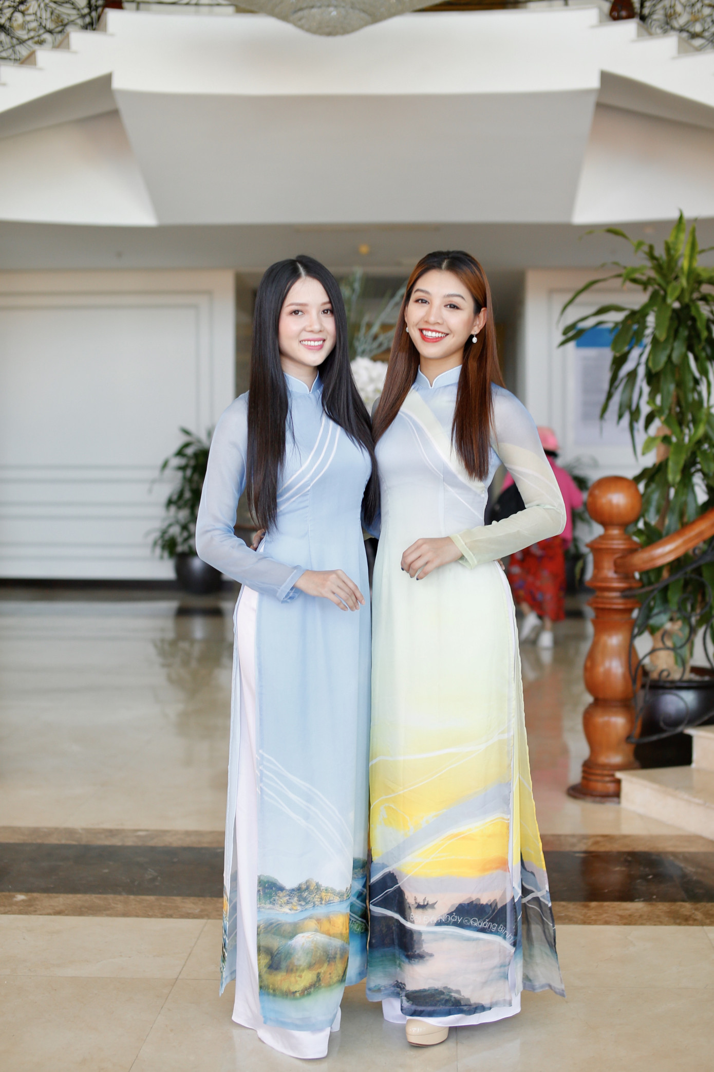 Dàn Hoa hậu, Á hậu khoe sắc vóc tươi trẻ, gợi cảm với áo dài tại đảo Lý Sơn ảnh 12