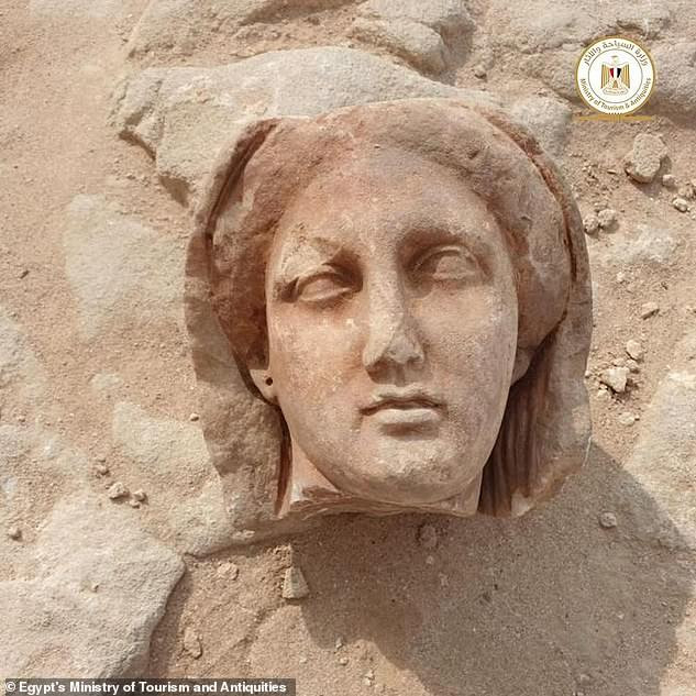 Xác ướp Ai Cập 2.000 năm tuổi có chiếc lưỡi bằng vàng ảnh 4