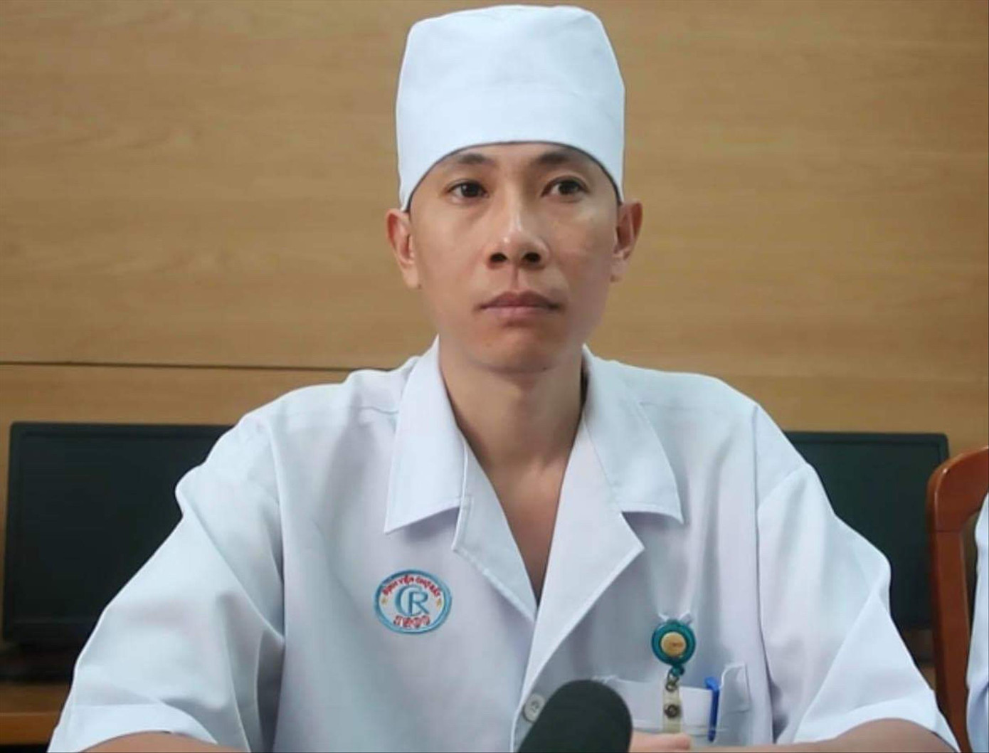 Lời kể của bác sĩ trực tiếp đối đầu với virus corona mới ảnh 1