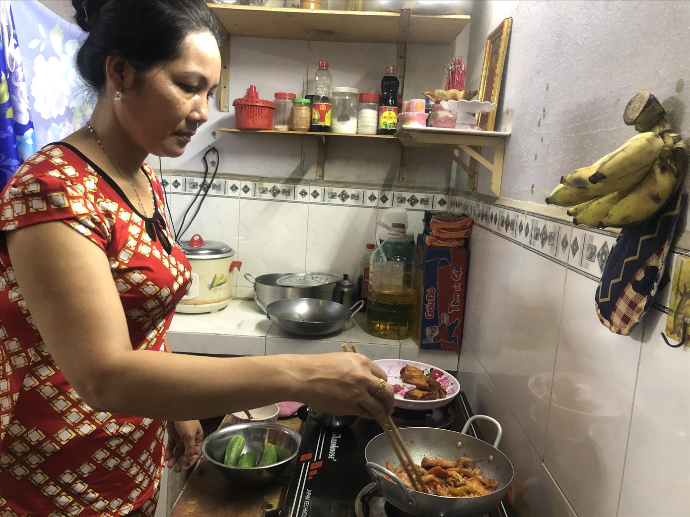 Bươn chải hậu COVID-19: Thắt lưng buộc bụng ảnh 1