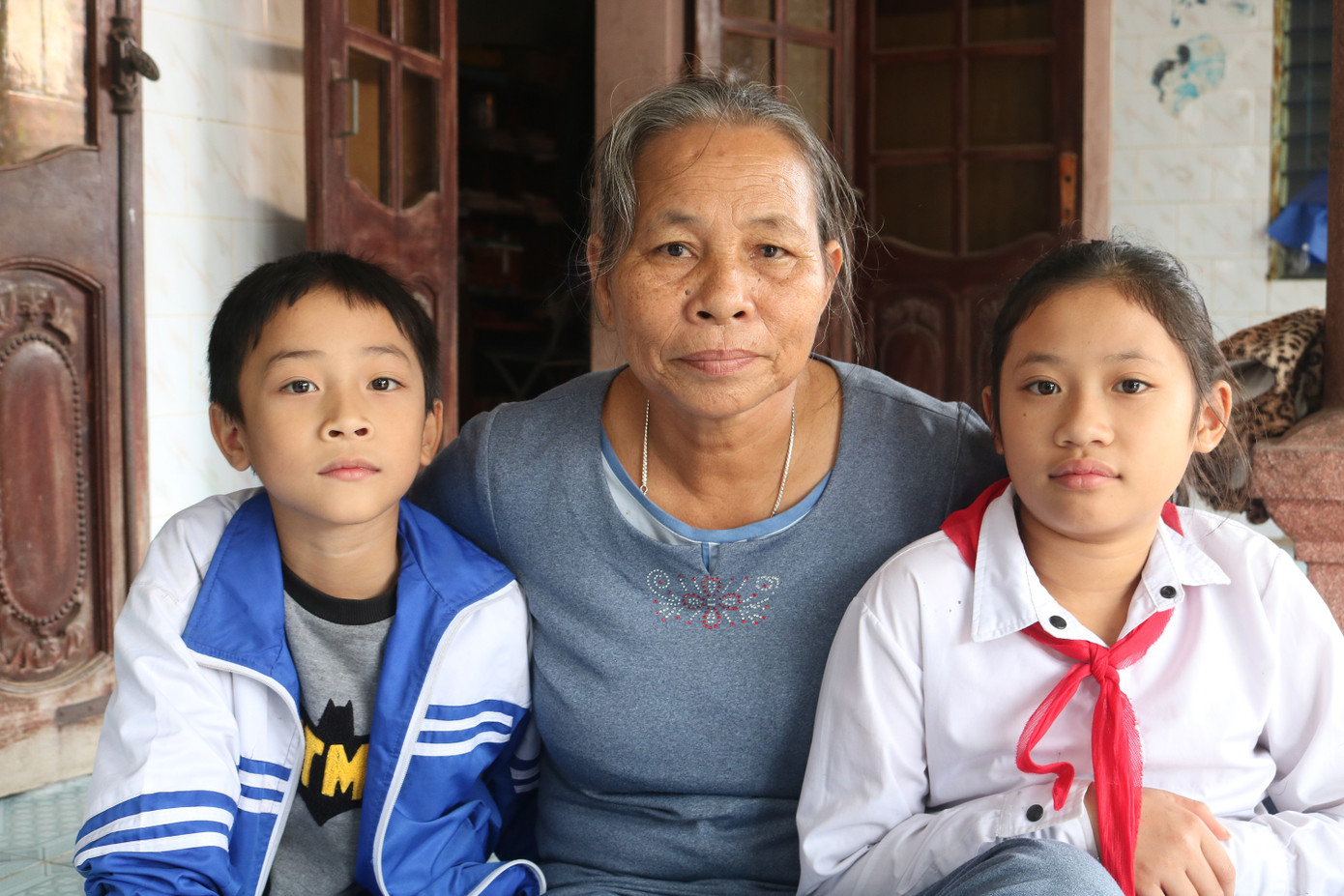 Chuyện ghi ở làng vọng phu: Nước mắt người mẹ già ảnh 2