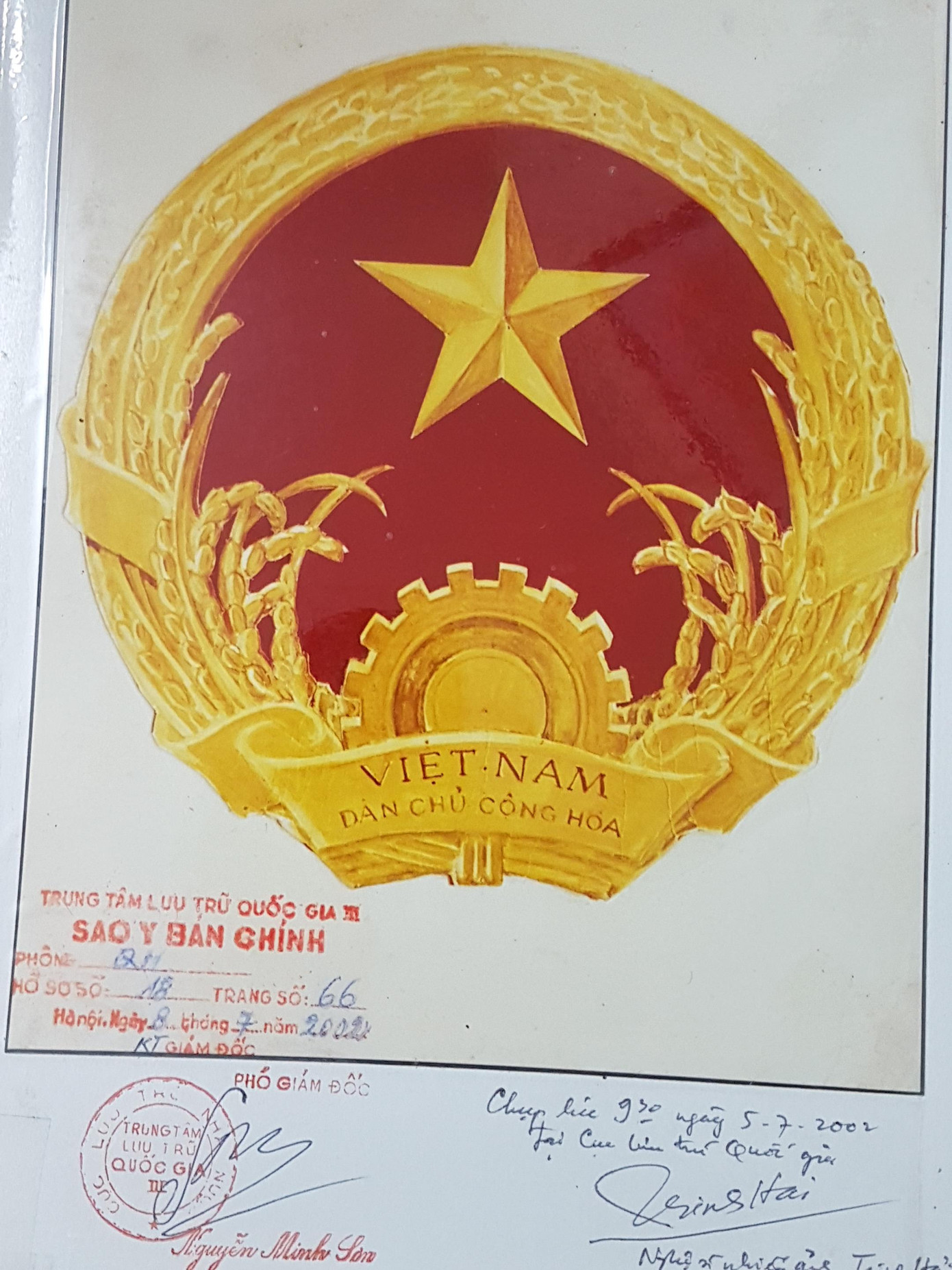 Lại bàn về chuyện Quốc huy ảnh 1