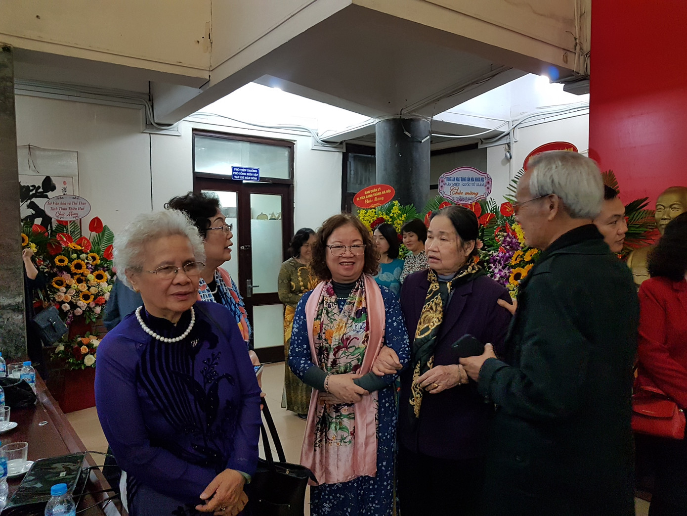 50 năm Viện nghiên cứu Hán Nôm: Cảm cổ, chước kim ảnh 3