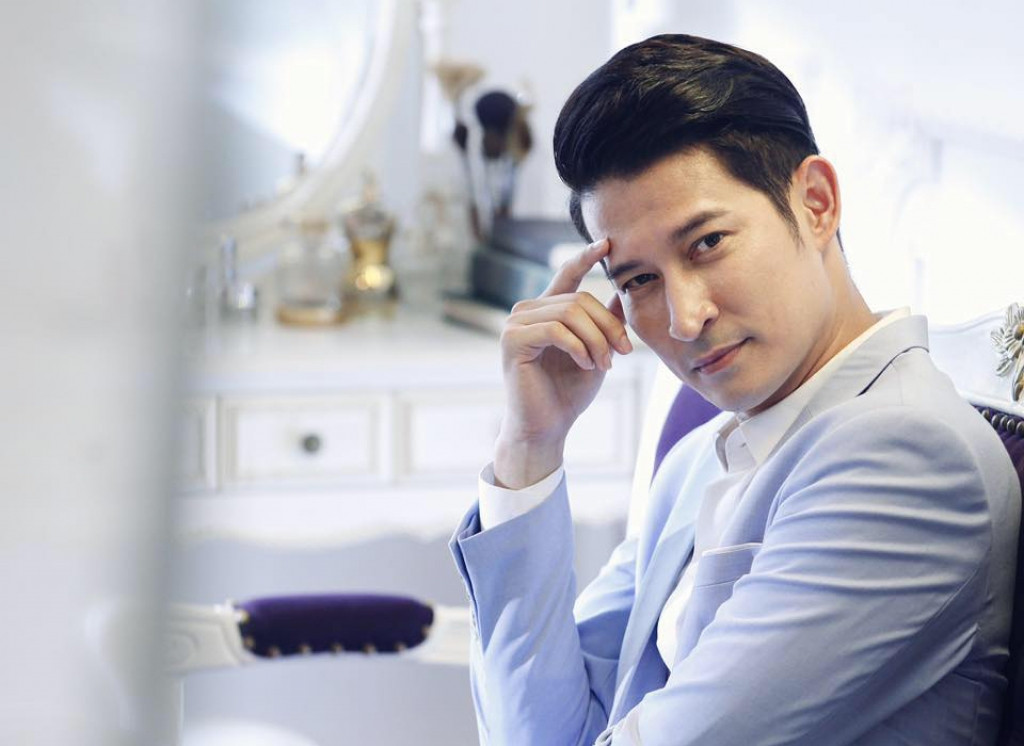 Rời công ty của cha nuôi sau 6 năm: Phương Mỹ Chi khôn hơn Jack? ảnh 2