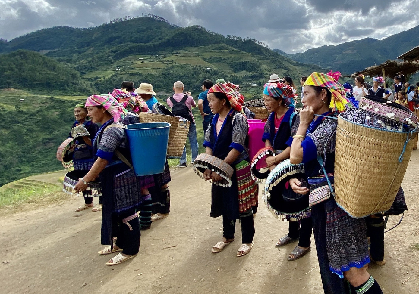 Mù Cang Chải không xa, kỳ 2: Cuốc xe lên bao zê mùa cang là ảnh 4