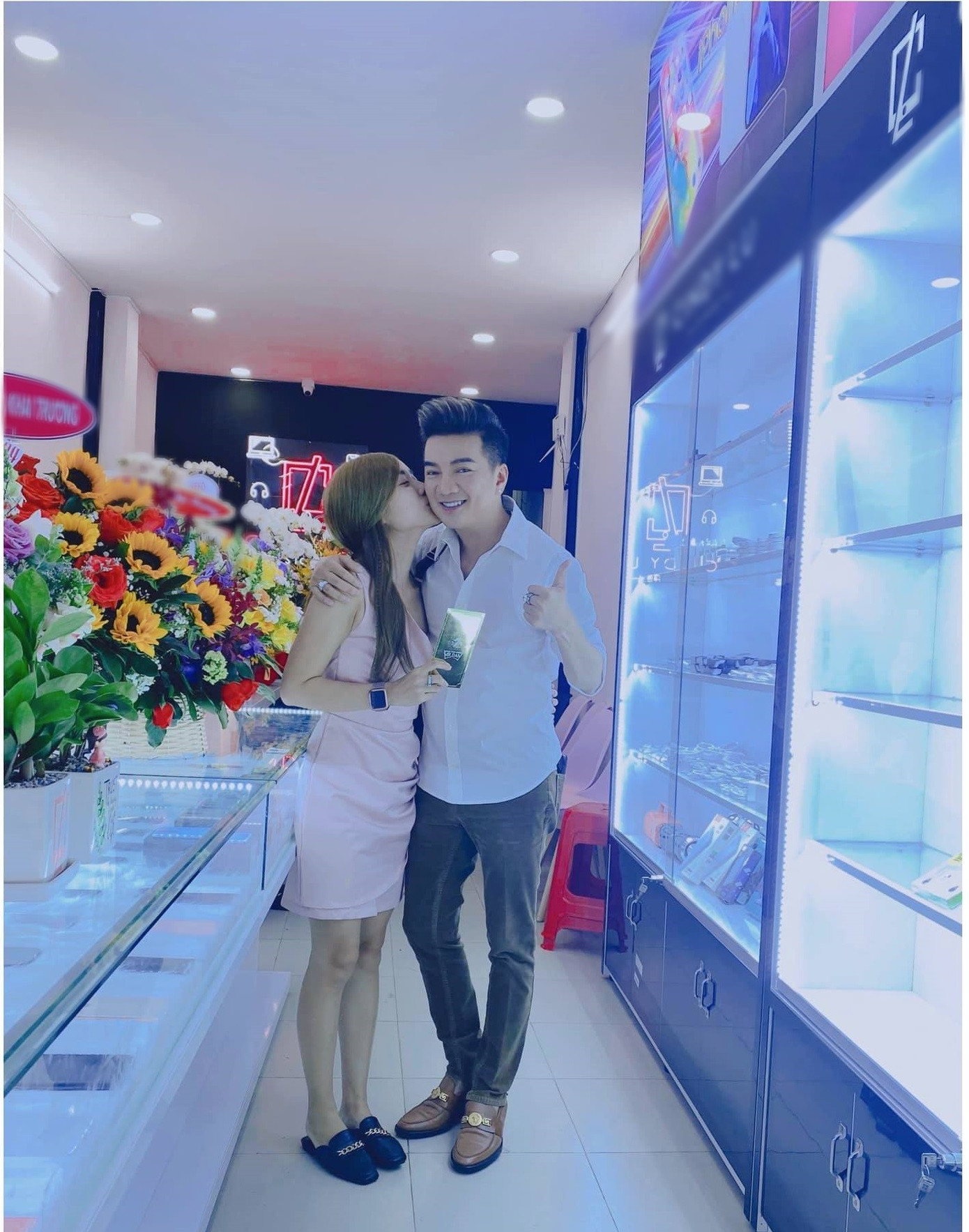 Đàm Vĩnh Hưng gọi vợ cũ của Hoài Lâm là “em dâu xinh đẹp” dù cặp đôi đã “đường ai nấy đi” ảnh 2