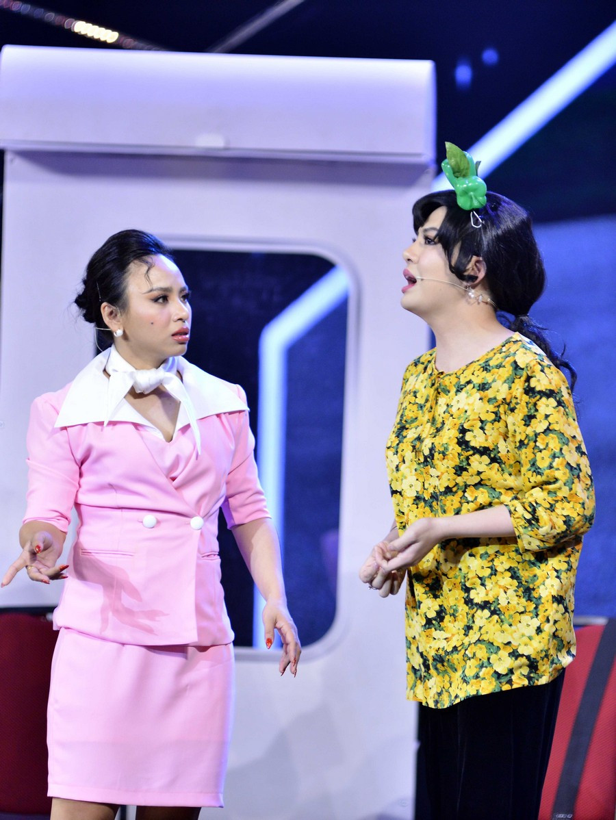 Vượt qua học trò Minh Nhí, Ngọc Phước đăng quang Quán quân “Cười Xuyên Việt 2020“ ảnh 2