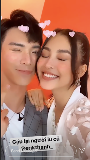 Cặp đôi vẫn thân thiết khi gặp lại ở các sự kiện sau lần hợp tác quay MV. Hoa hậu Tiểu Vy lên tiếng phủ nhận tin đồn hẹn hò ca sĩ Quân A.P ảnh 3