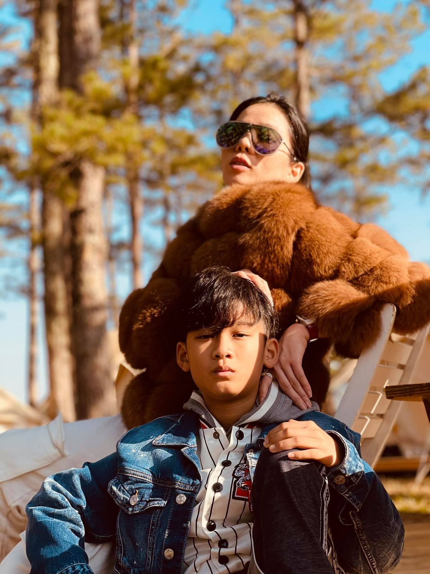 Lâm Bảo Châu lần đầu khoe ảnh chụp chung với mẹ con Lệ Quyên không khác người một nhà ảnh 2