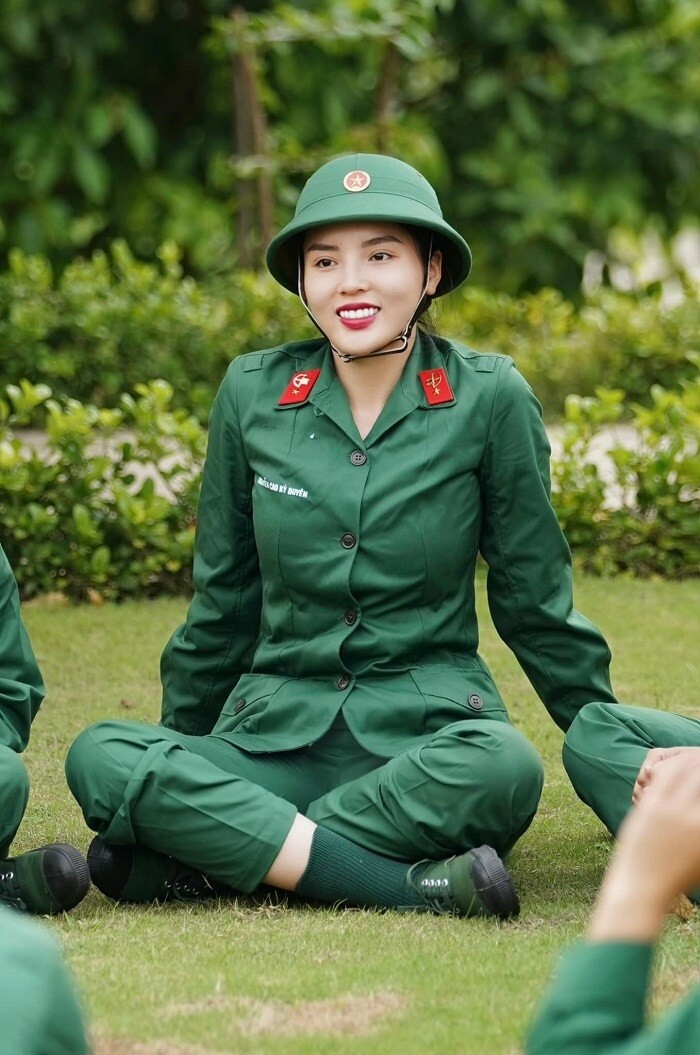 Hoa hậu Kỳ Duyên nói gì khi “đăng quang” Sao Nhập Ngũ 2020 với số điểm cao nhất? ảnh 4