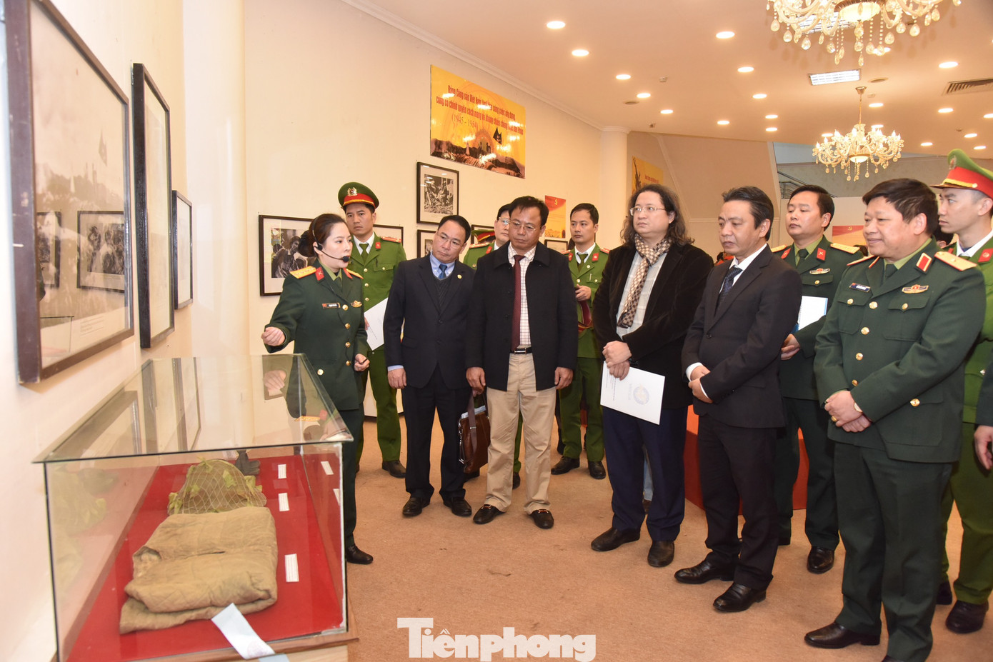 Những hình ảnh đặc biệt tại triển lãm 'Đảng ta thật là vĩ đại' ảnh 3 Những hình ảnh đặc biệt tại triển lãm 'Đảng ta thật là vĩ đại' ảnh 3