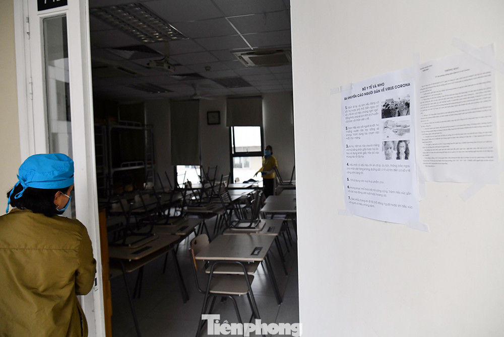 Cận cảnh các trường Hà Nội vệ sinh khử khuẩn phòng dịch virus corona ảnh 11