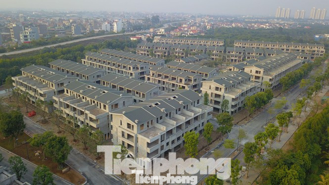 Xây biệt thự trên đất nhà máy gạch thu hàng trăm tỷ, có tiền muốn mua NƠXH cũng khó ảnh 1