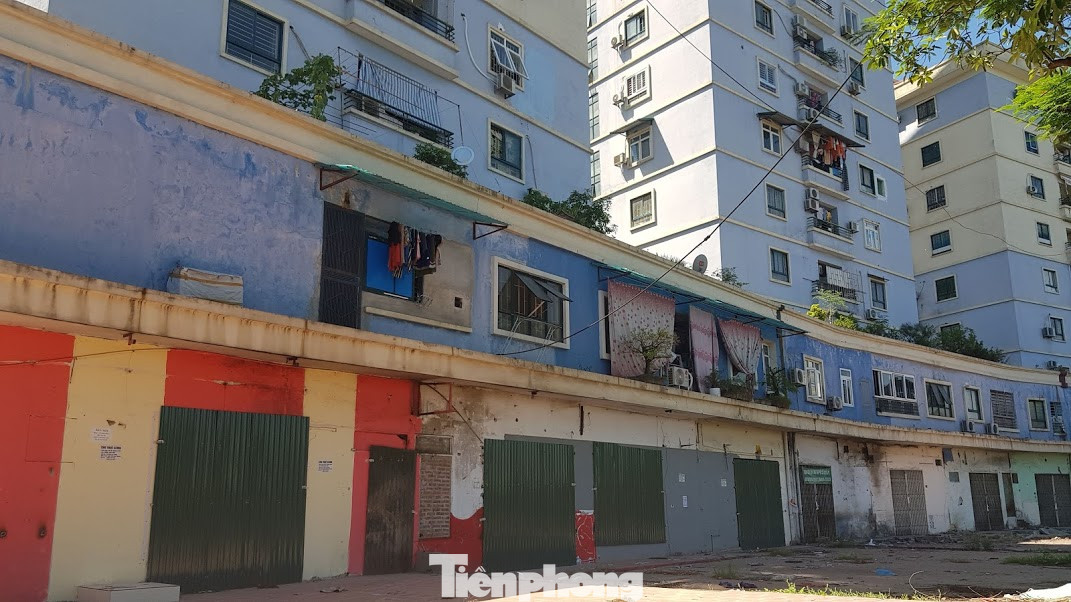 Nhà tái định cư bị 'xẻ thịt' kinh doanh ở Hà Nội: Lệnh cấm khó khả thi ảnh 1