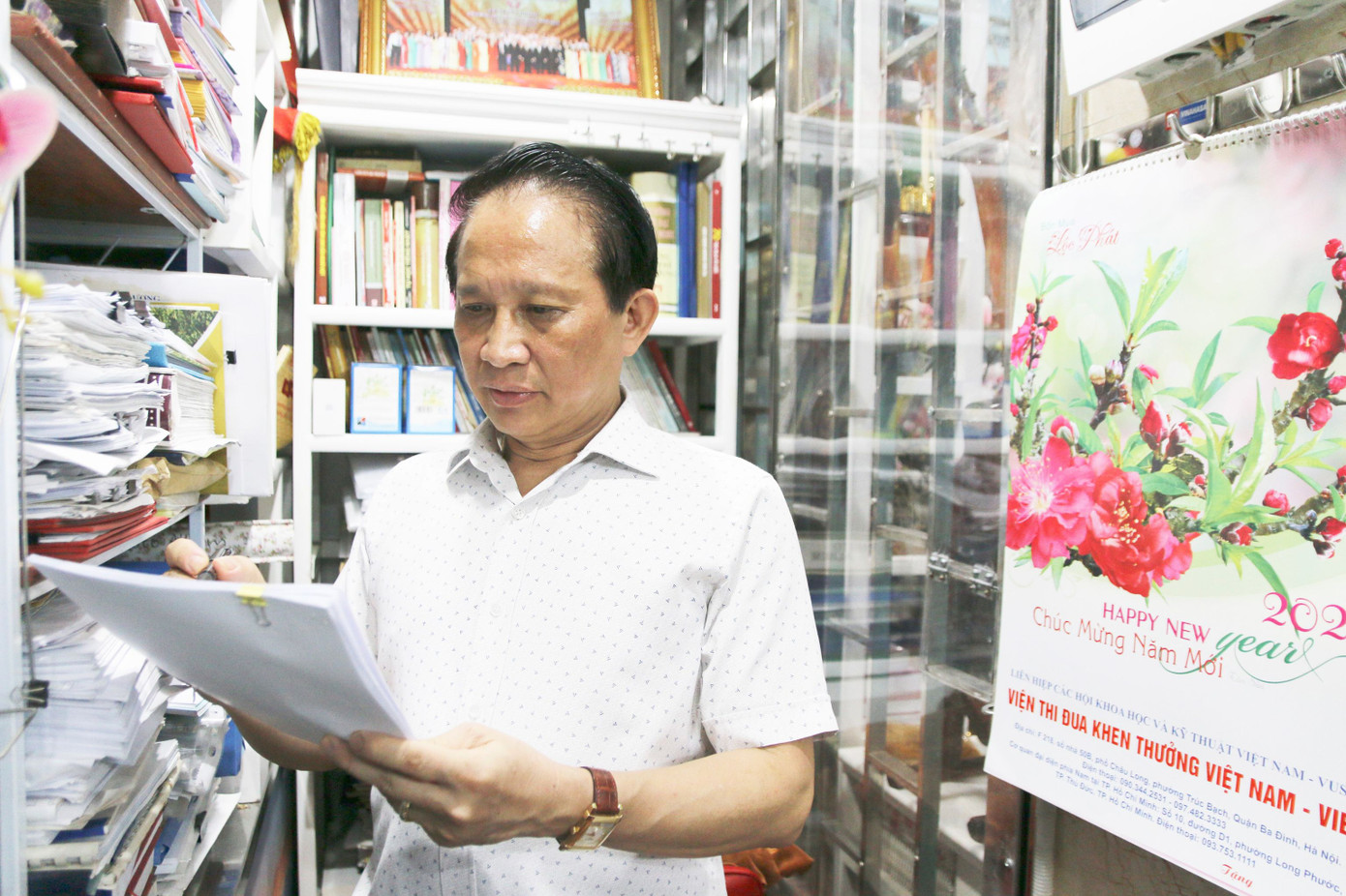 Viện trưởng Viện Thi đua Khen thưởng tiết lộ lý do tự ứng cử Quốc hội ảnh 1