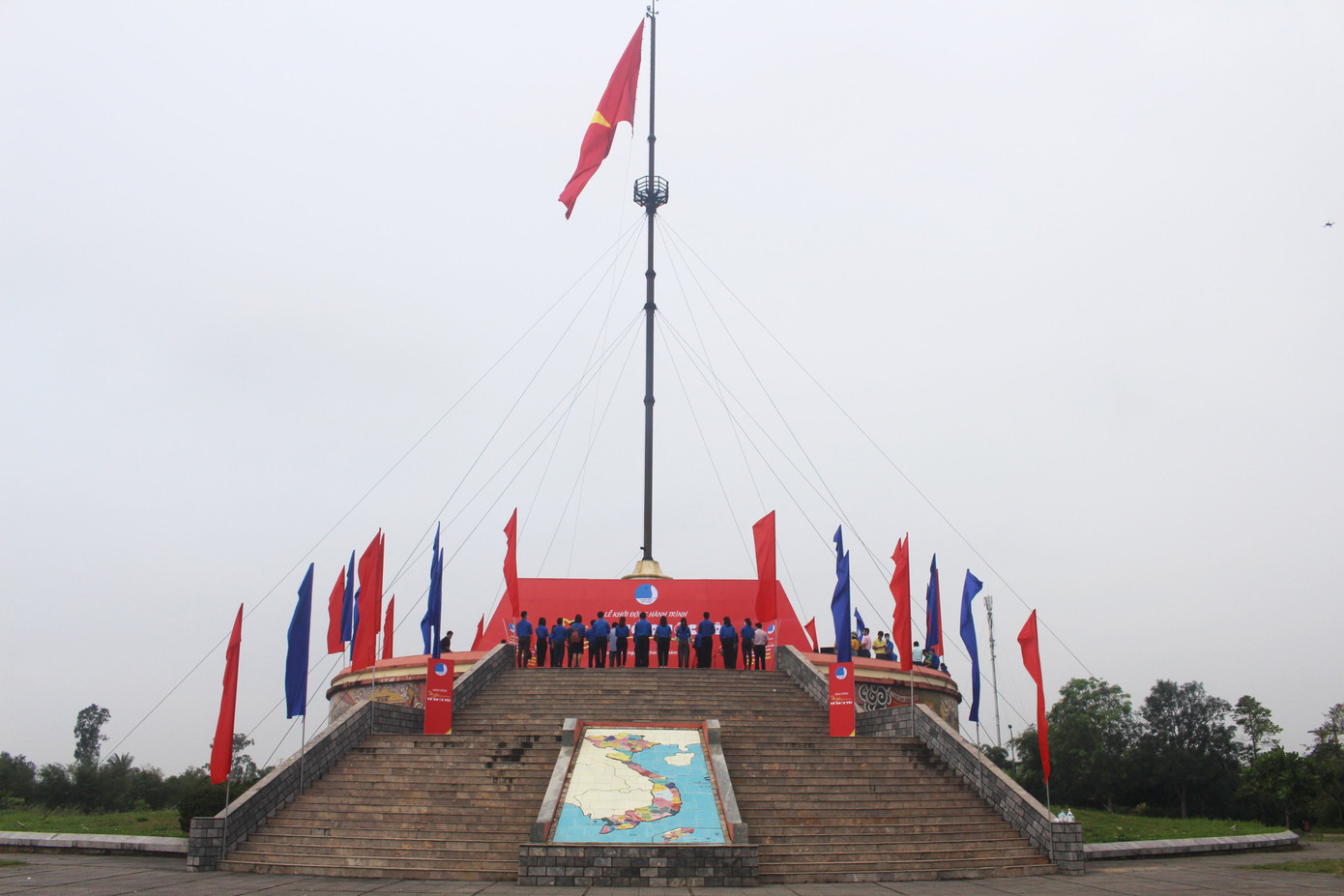 Khởi động Hành trình ‘Tôi yêu Tổ quốc tôi’ năm 2020 ảnh 2