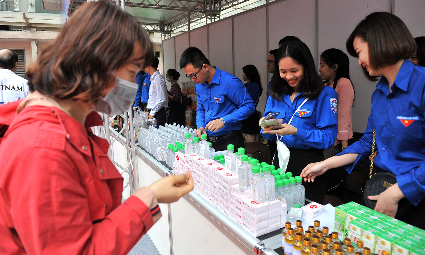 Ngành Công thương tổ chức hiến máu tình nguyện sẻ chia sự sống ảnh 15