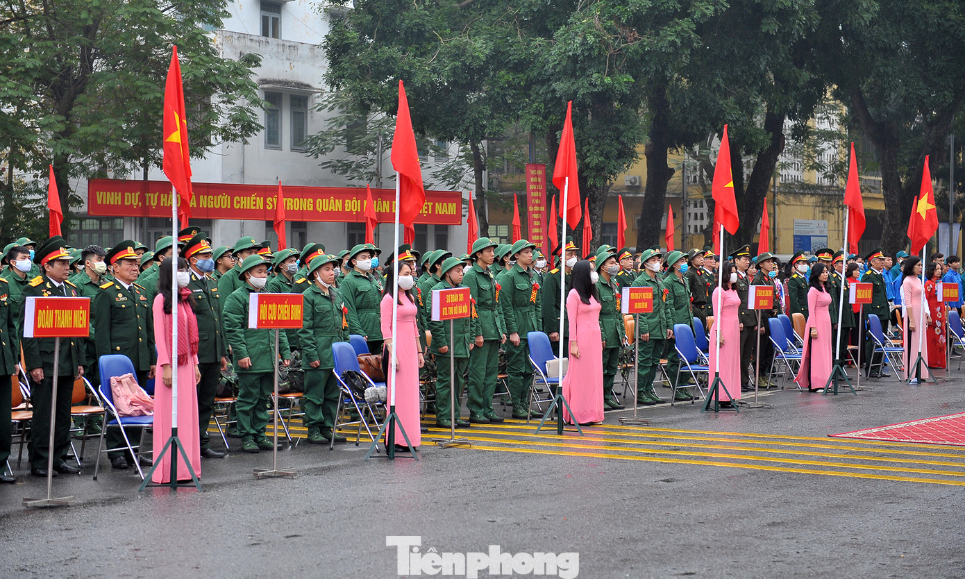 Phòng dịch bệnh, tân binh đeo khẩu trang lên đường nhập ngũ ảnh 6