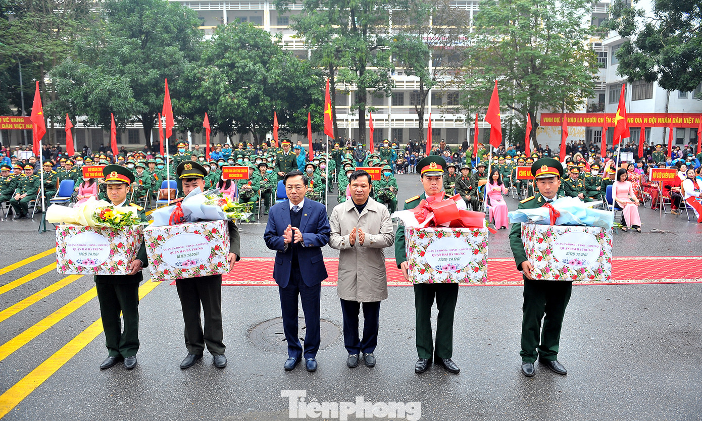 Phòng dịch bệnh, tân binh đeo khẩu trang lên đường nhập ngũ ảnh 7