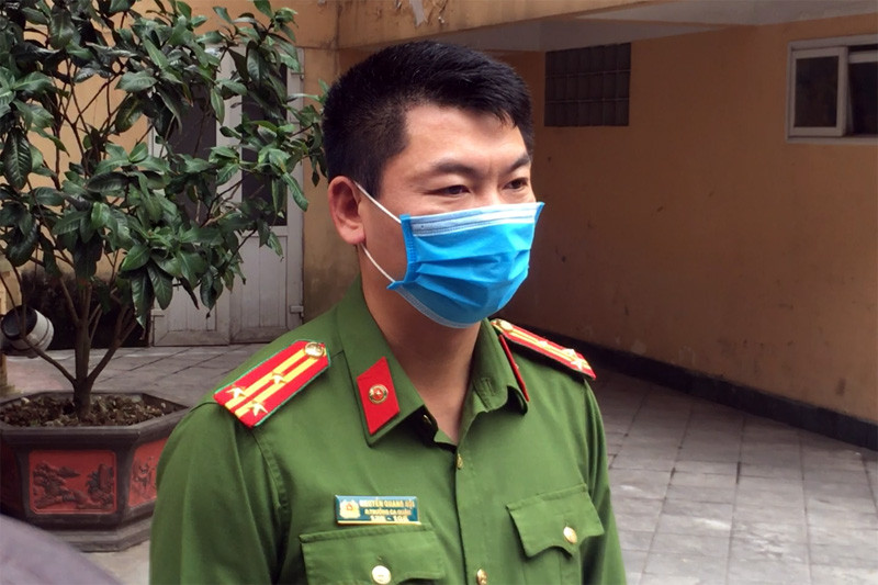 Nhóm thanh niên đua xe quanh hồ Hoàn Kiếm vì 'ở nhà buồn...' ảnh 1