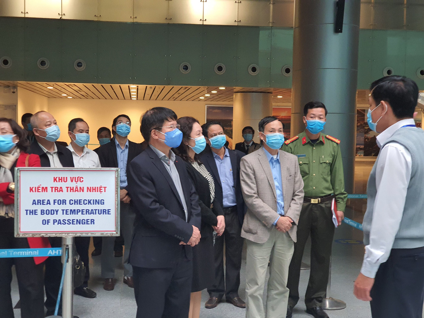 Đà Nẵng: COVID-19 cân nhắc cách ly 14, 16 hay 18 ngày ảnh 2