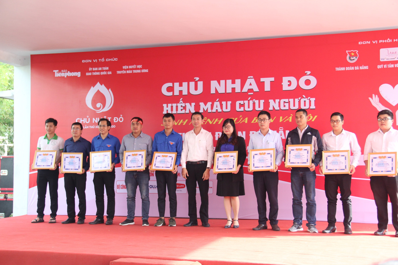 Đà Nẵng: Gần 1000 người nô nức tham gia ngày hội Chủ nhật Đỏ ảnh 5