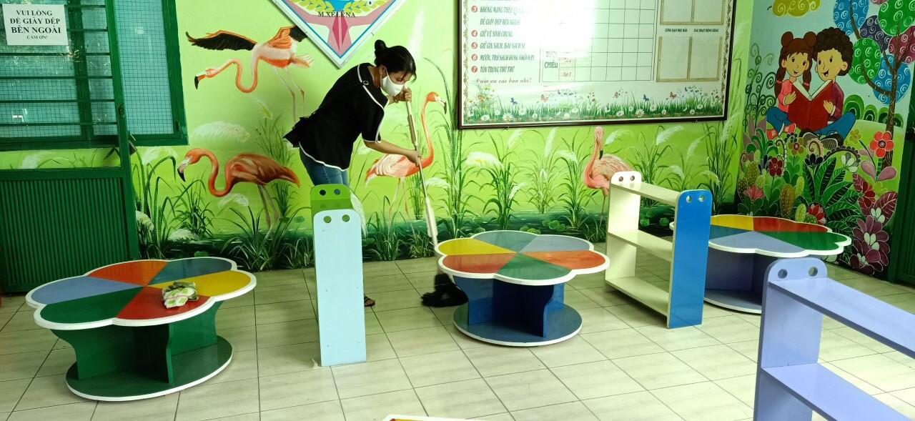 Hà Nội, Đà Nẵng: Vệ sinh, khử khuẩn trường học sẵn sàng đón học sinh trở lại trường ảnh 22