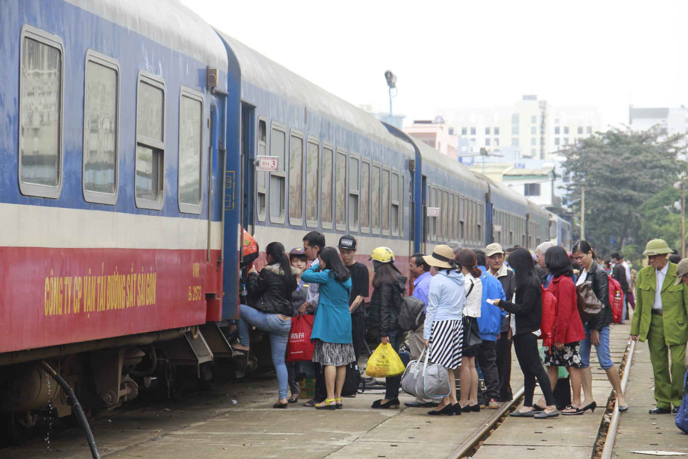 Thanh niên từ TP HCM về Đà Nẵng, xuống tàu ở Quảng Ngãi để trốn cách ly ảnh 1