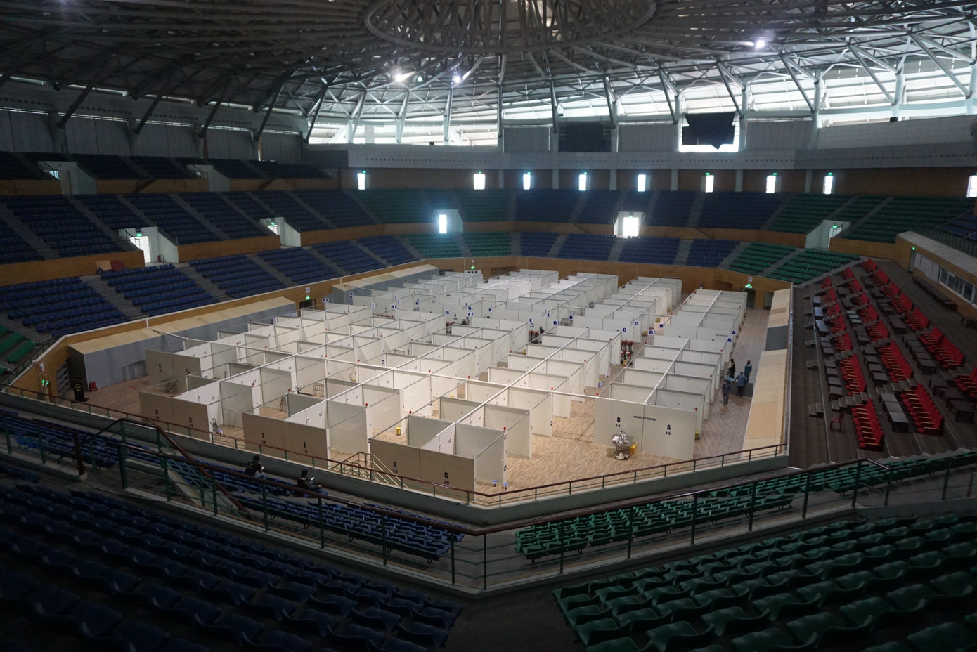 Tháo dỡ Bệnh viện dã chiến Tiên Sơn để chuyển ra Hải Dương ảnh 2