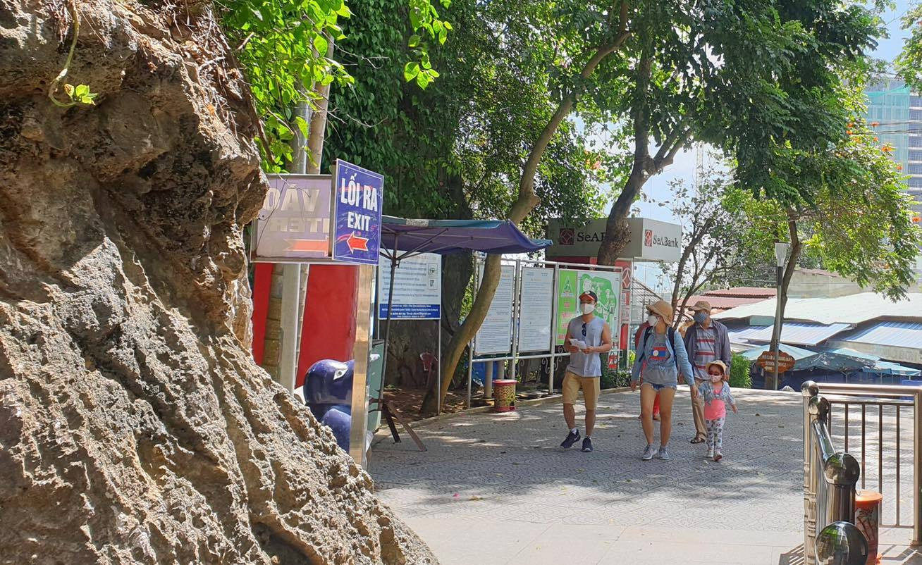 Hoạt động lại, nhiều điểm du lịch ở Đà Nẵng vẫn buồn hiu trong lễ ảnh 6