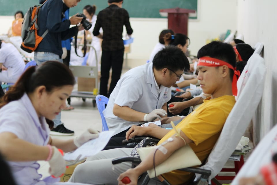 Đà Nẵng: Gần 1000 người nô nức tham gia ngày hội Chủ nhật Đỏ ảnh 11