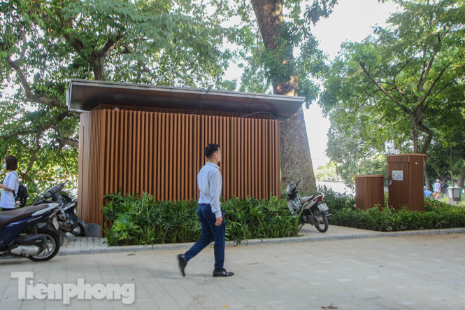 Hồ Hoàn Kiếm có gì đặc biệt sau khi 'thay áo mới'? ảnh 12