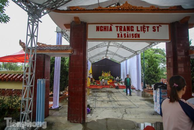 'Con trai Thiếu tướng Hùng khóc hết nước mắt, mong gặp bố lần nữa' ảnh 4