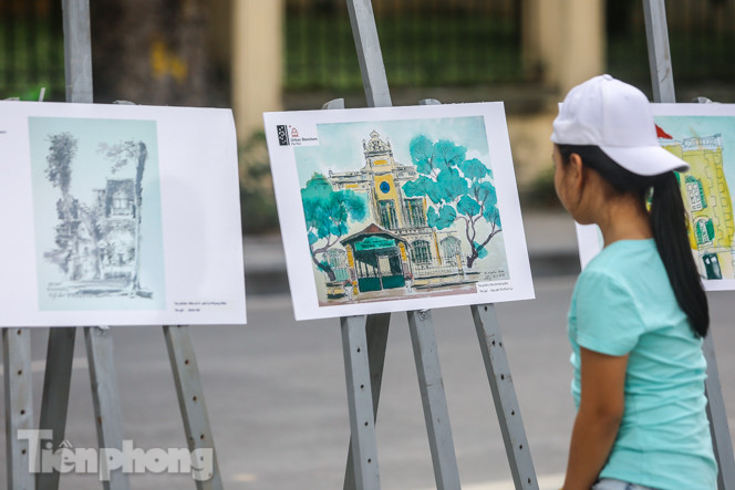 Ngắm nhìn 'Hà Nội xưa' bên hồ Hoàn Kiếm ảnh 4