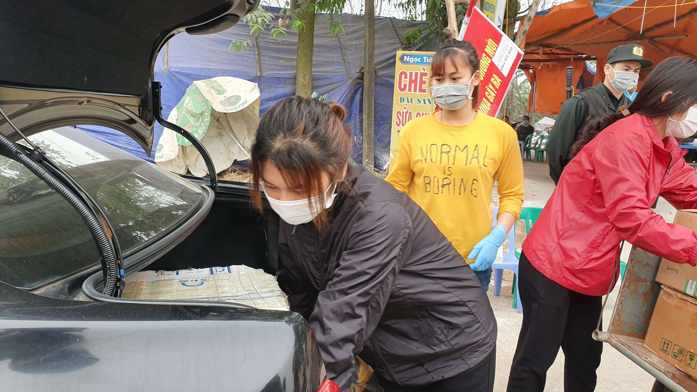 Cận cảnh cuộc sống người dân ở vùng cách ly Sơn Lôi ảnh 2