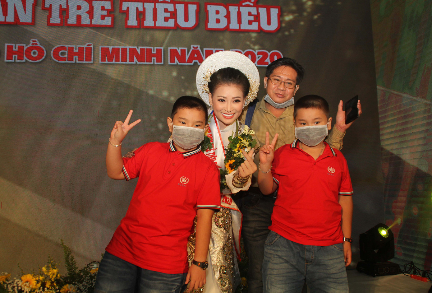 'Công dân trẻ tiêu biểu' Nhã Thi: Mỗi vở diễn, bài hát là thông điệp gửi đến khán giả ảnh 5