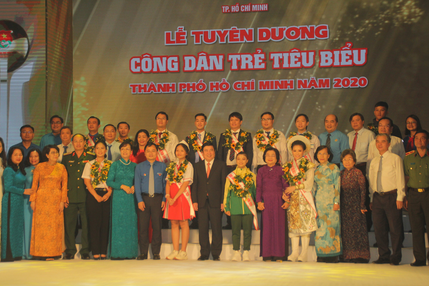 TPHCM tuyên dương 12 gương 'Công dân trẻ tiêu biểu' ảnh 15