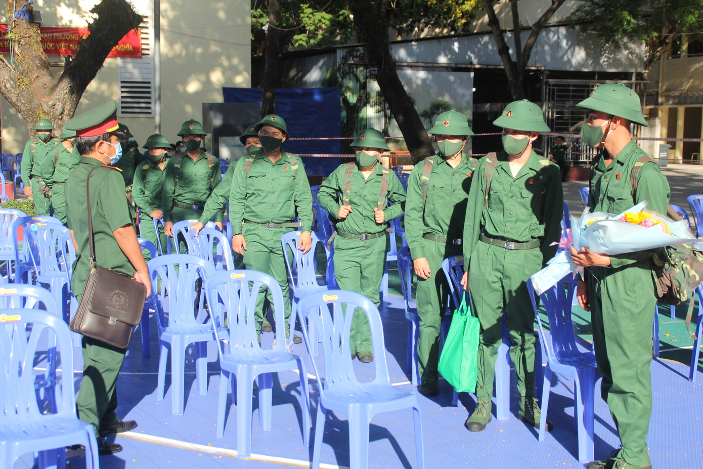 Gần 5.000 tân binh TPHCM, thanh niên ĐBSCL hăng hái lên đường bảo vệ Tổ quốc ảnh 12
