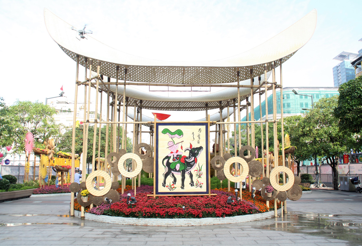 Đường hoa Nguyễn Huệ mở cửa đón khách từ sáng 10/2, yêu cầu không bỏ khẩu trang chụp hình, selfie ảnh 11