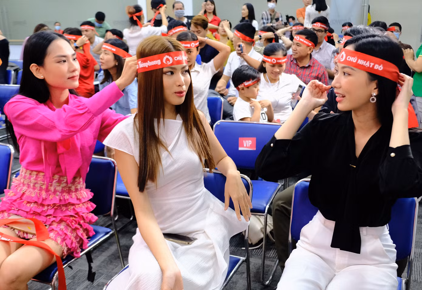 Sôi nổi ngày hội hiến máu Chủ nhật Đỏ 2021 tại TPHCM ảnh 4