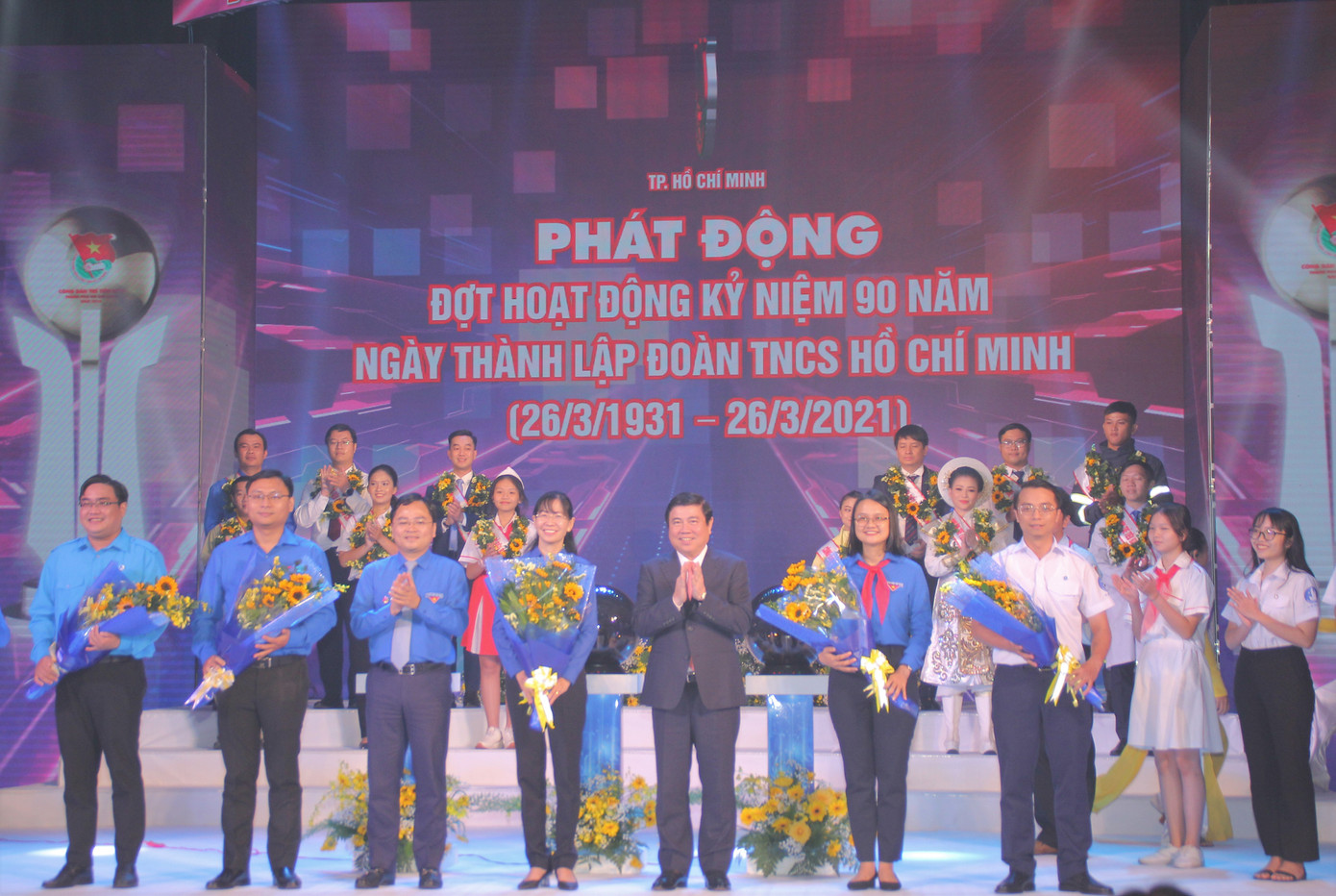 TPHCM tuyên dương 12 gương 'Công dân trẻ tiêu biểu' ảnh 19